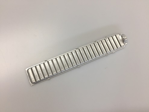 聯(lián)管箱側(cè)蓋2 汽車沖壓模具